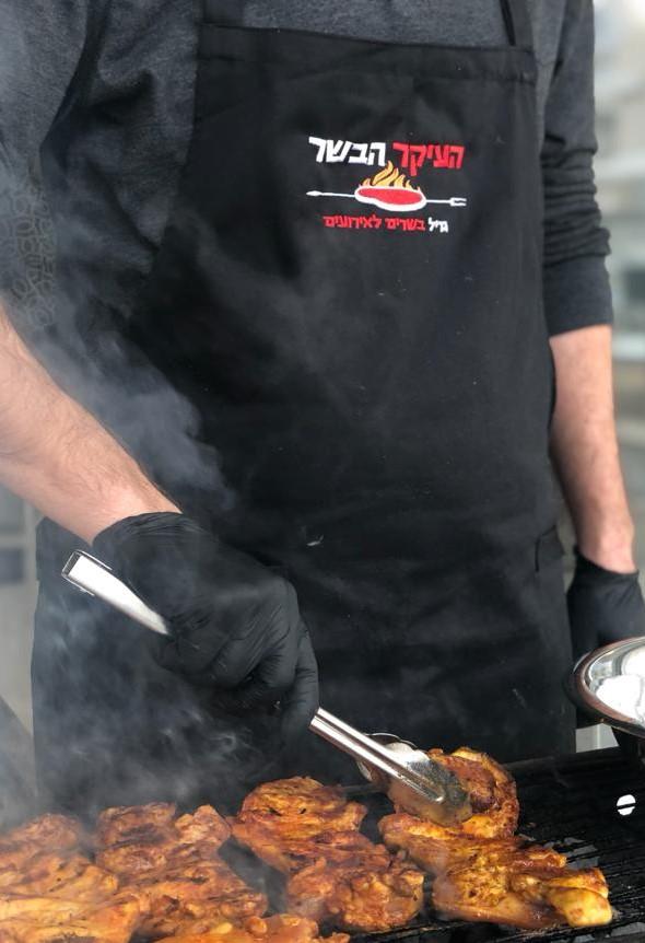 קייטרינג על האש לאירועים העיקר הבשר